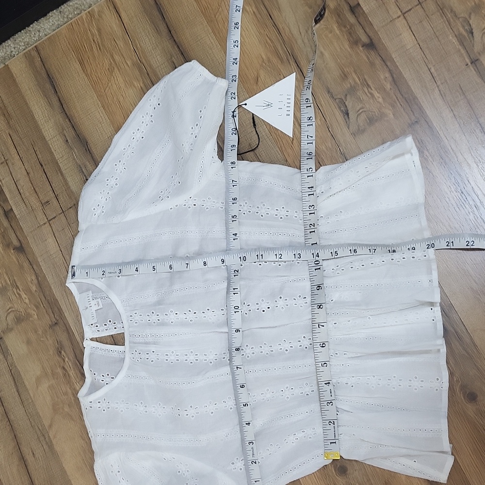 LOST + WANDER White Eyelet Short Sleeve Peplum Top - Picture 11 of 12